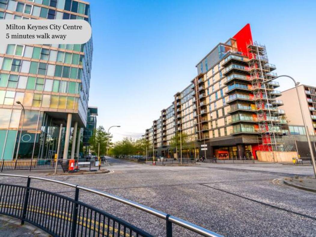 Luxury Campbell Park Apartments In Central Mk With Balcony, Free Parking & Smart Tv With Netflix By Yoko Property Milton Keynes Esterno foto